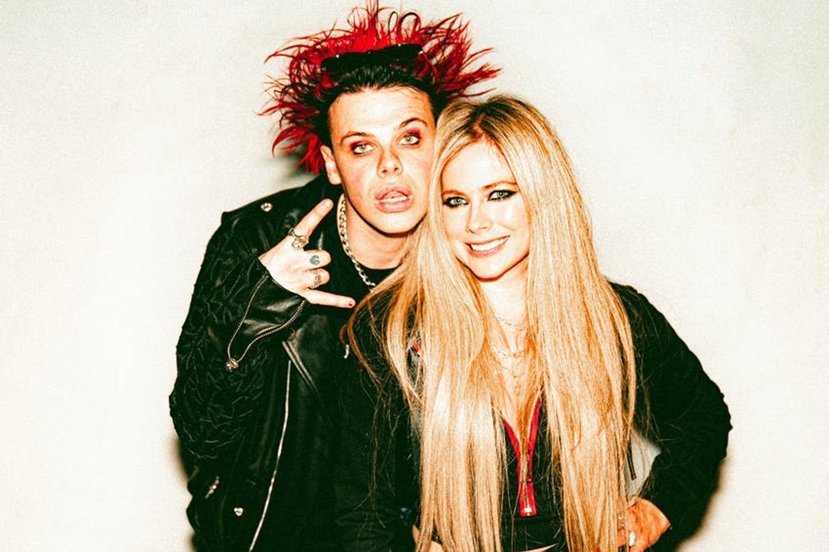 Avril Lavigne And YUNGBLUD Release Song Together, ‘I’m A Mess’ Strife Mag