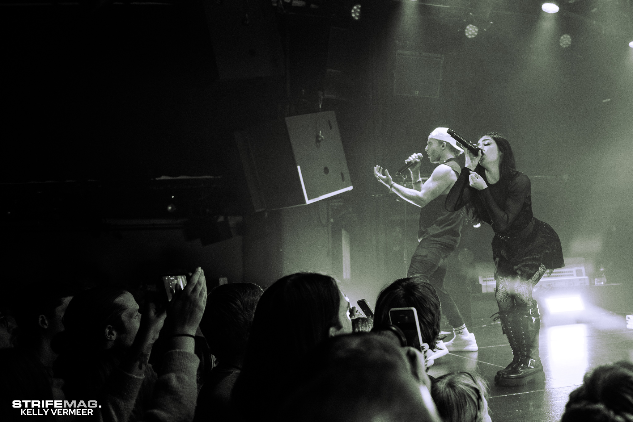 Chrissy Costanza & VOILA @ Melkweg, Amsterdam